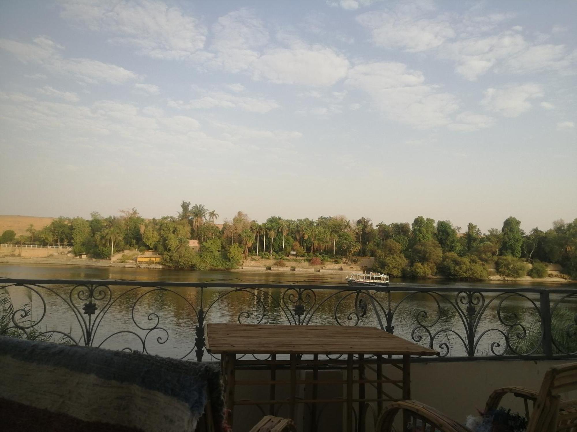 Nubian Bride Guest House Aswan Exteriör bild